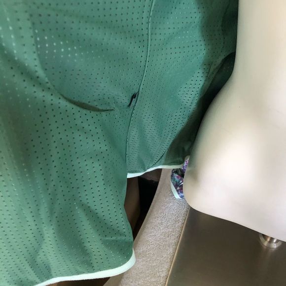 Lululemon Find Your Bliss jacket size 8 - Picture 2 of 6